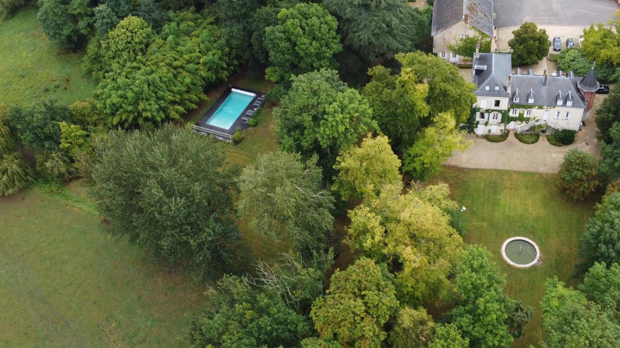 Domaine De L'Ermitage Bed & Breakfast Berry-Bouy Ngoại thất bức ảnh