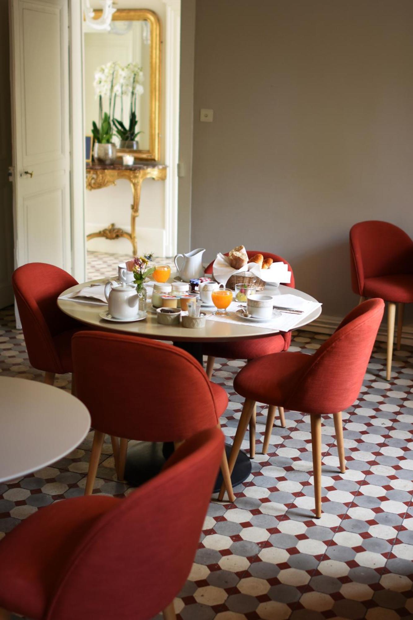 Domaine De L'Ermitage Bed & Breakfast Berry-Bouy Ngoại thất bức ảnh