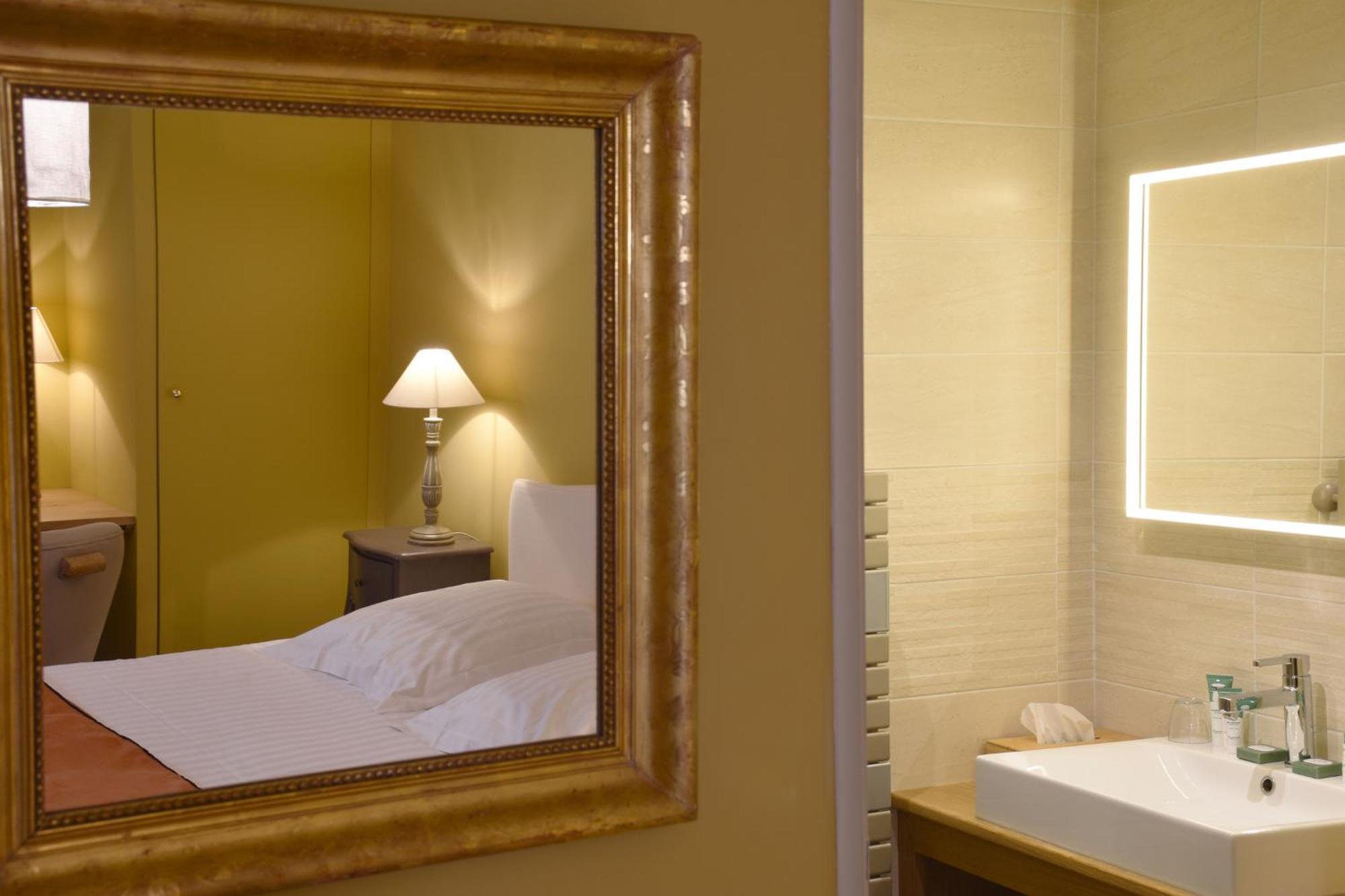 Domaine De L'Ermitage Bed & Breakfast Berry-Bouy Ngoại thất bức ảnh