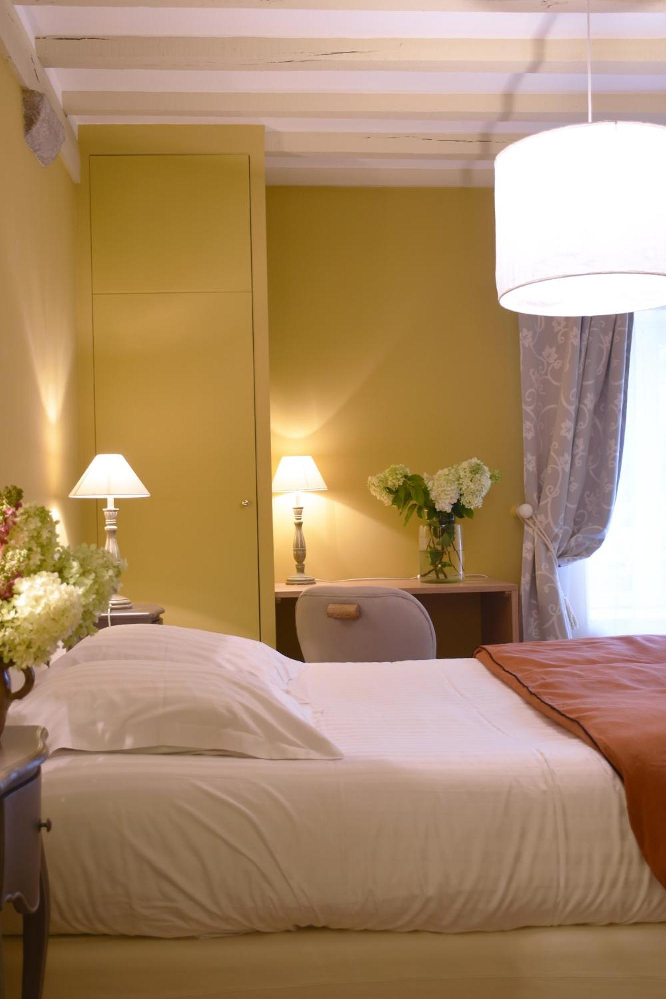 Domaine De L'Ermitage Bed & Breakfast Berry-Bouy Ngoại thất bức ảnh