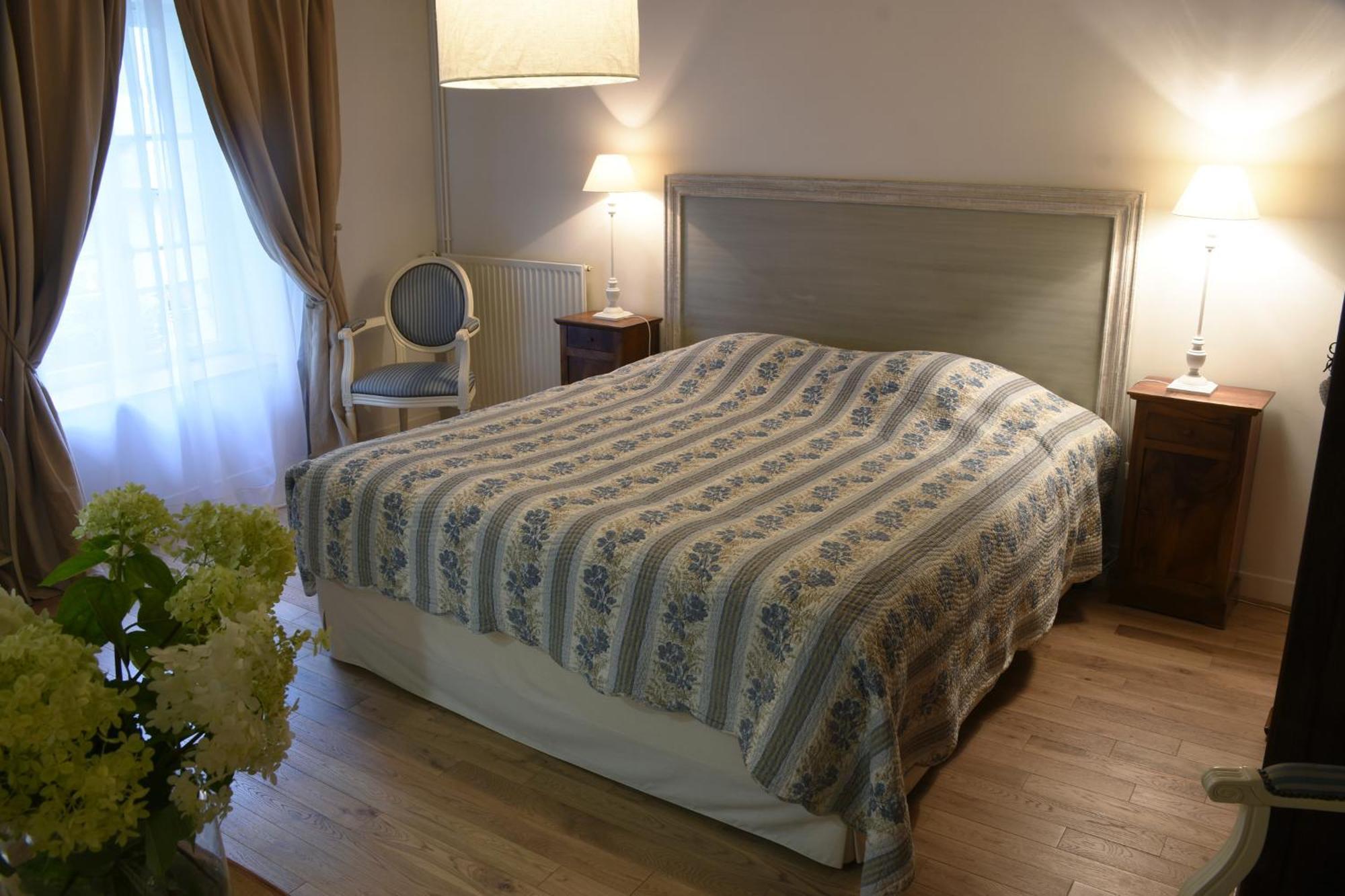 Domaine De L'Ermitage Bed & Breakfast Berry-Bouy Ngoại thất bức ảnh